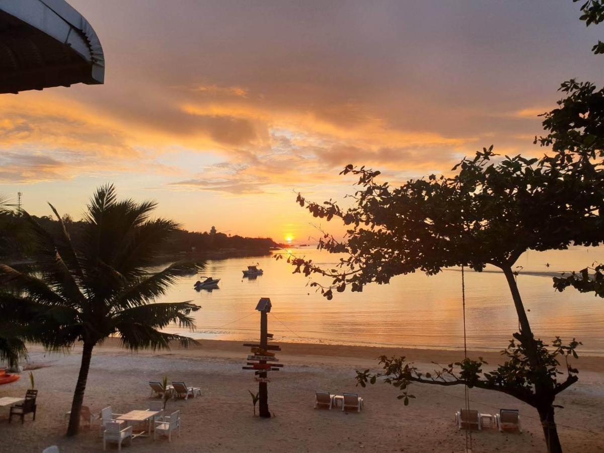 Baan Ampai Beach Hotel Hua Thanon  Esterno foto