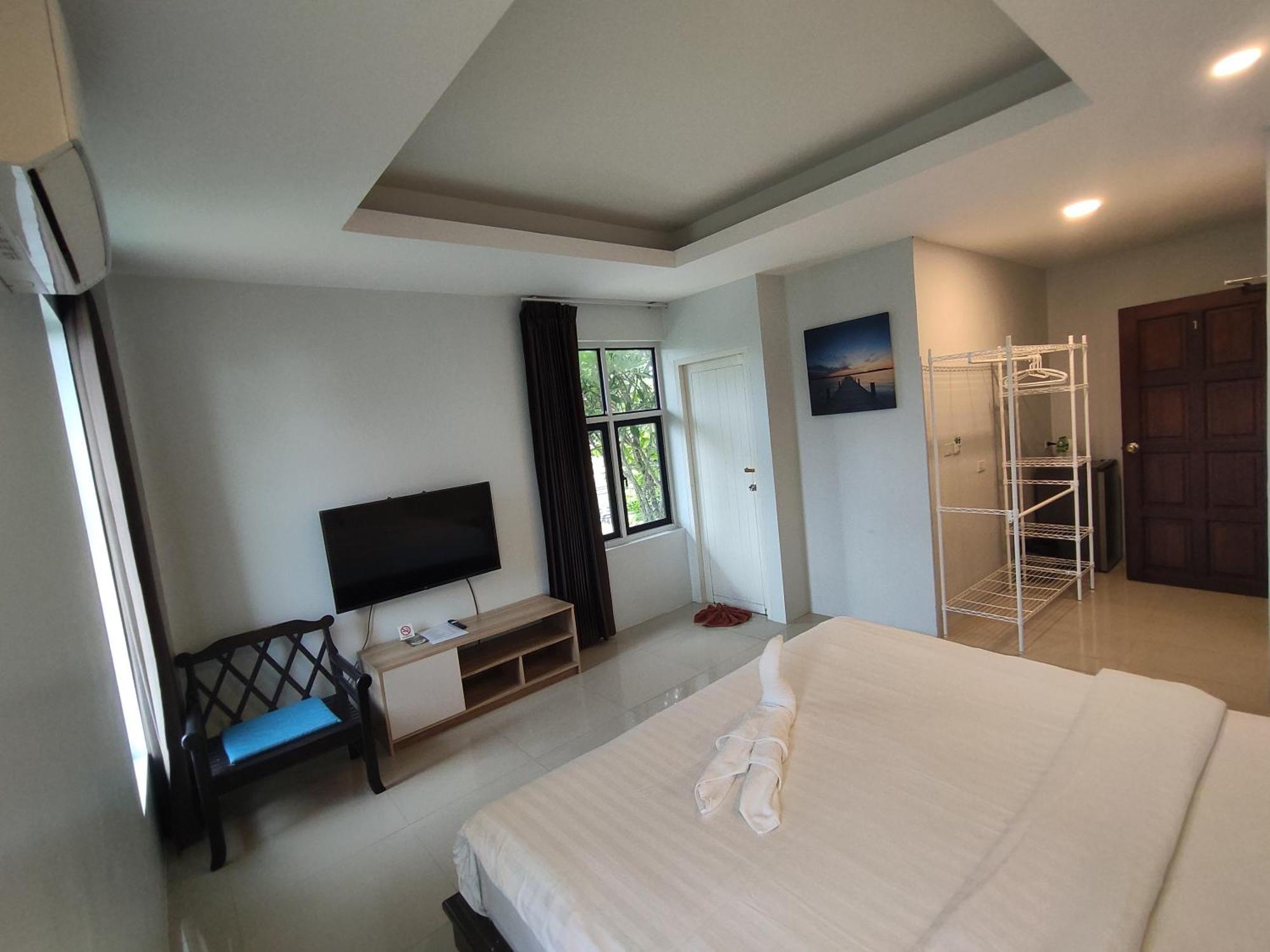 Baan Ampai Beach Hotel Hua Thanon  Esterno foto
